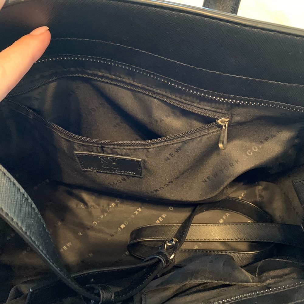 Purse - Picture 4 of 7